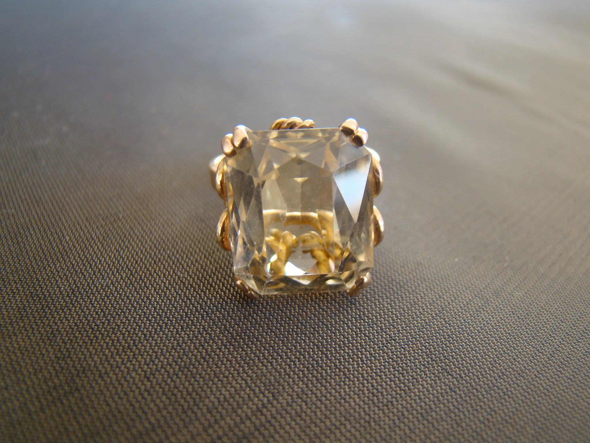 18 kt rood gouden ring citrien geel rechthoek